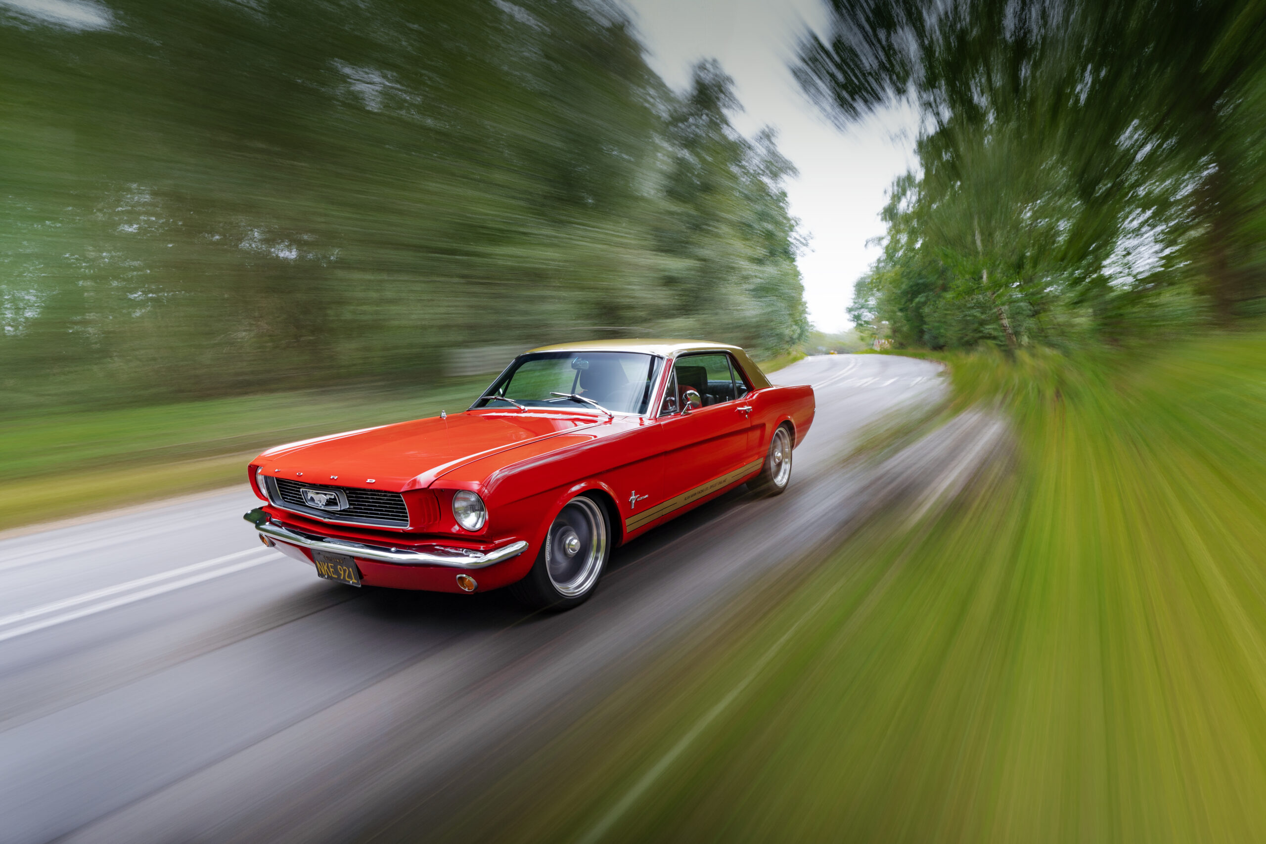 Ford Mustang 1965 каршеринг