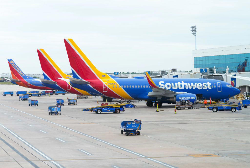 Southwest Airlines quarterly profit slides 30% and says growth will slow  next year - The San Diego Union-Tribune