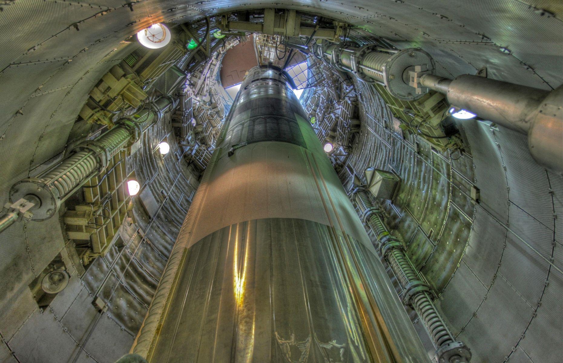 See Inside An Abandoned Nuclear Missile Bunker Put Up For Sale   AA1iTmlg.img