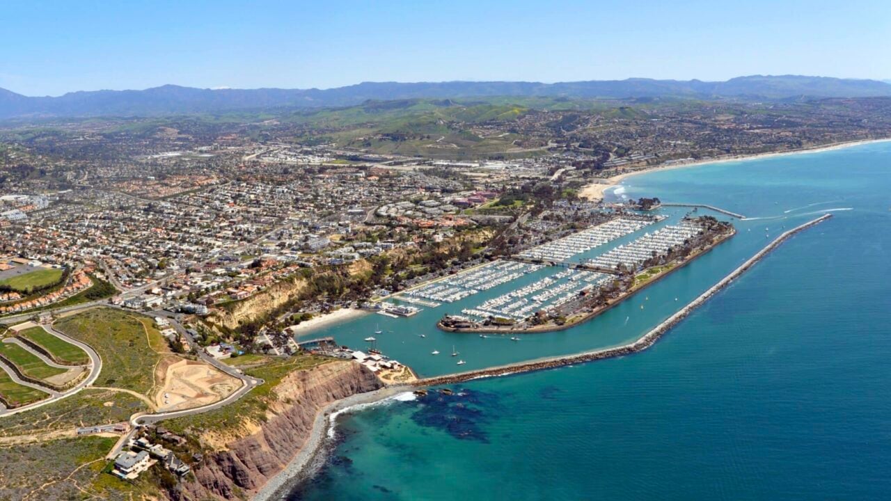<p>Dana Point features a host of things to do on any day trip, including beaches, shopping, and dining. In addition, the Dana Point Harbor is a great starting point for whale watching, fishing, kayaking, and other water activities. In addition, a trip to the Ocean Institute will teach visitors all about sea life. </p>