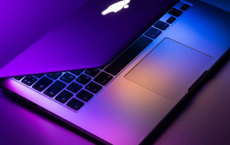 Apple may launch lowcost MacBook in 2024