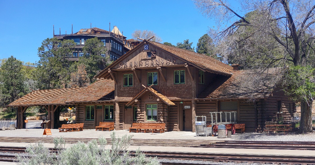 <p> Located in Northern Arizona, Grand Canyon Railway RV Park is an easy location to park if you want to get a look at the Grand Canyon.  </p> <p> The park is located near the historic Grand Canyon Railway, which can take you into the park so you don't have to deal with traffic on winding roads.</p><p>  <a href="https://financebuzz.com/money-moves-after-40?utm_source=msn&utm_medium=feed&synd_slide=4&synd_postid=14168&synd_backlink_title=10+brilliant+ways+to+build+wealth+after+40&synd_backlink_position=4&synd_slug=money-moves-after-40">10 brilliant ways to build wealth after 40</a>  </p>