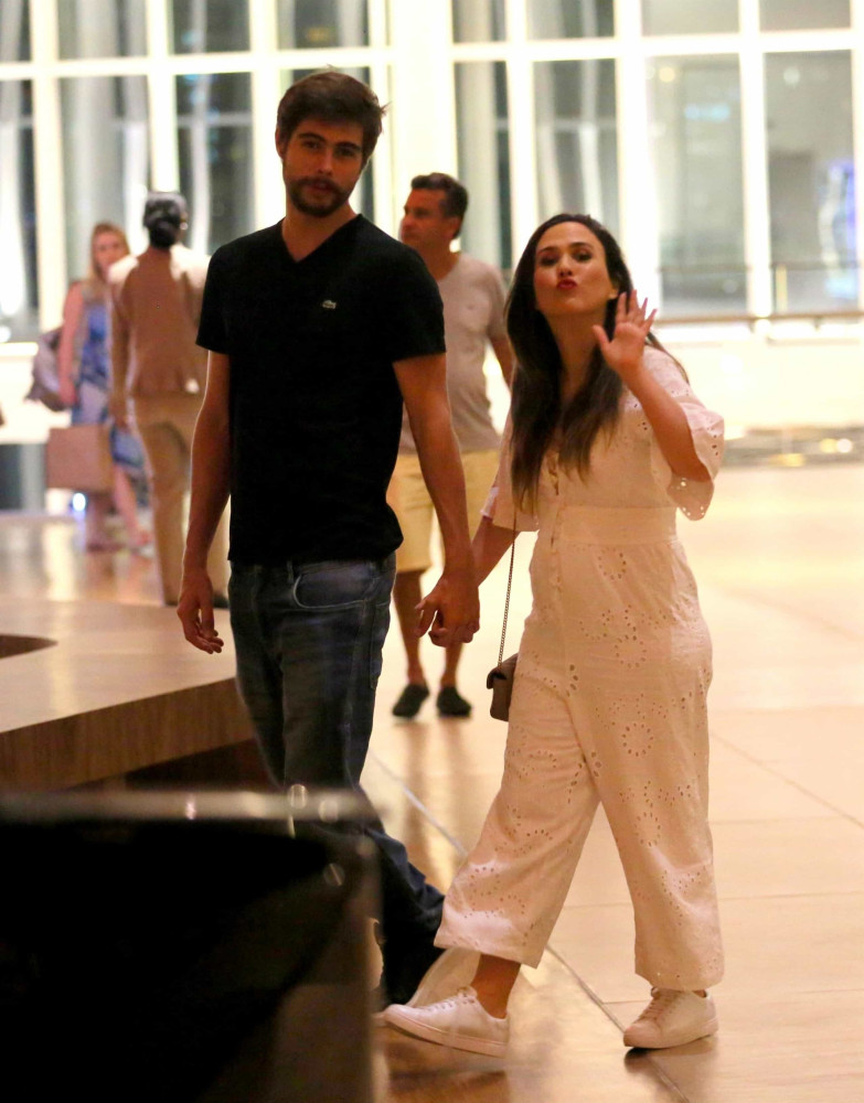 revistapazes.com - Casais famosos com diferen&ccedil;a de idade absurda: alguns passam dos 50 anos e voc&ecirc; nem imagina quem