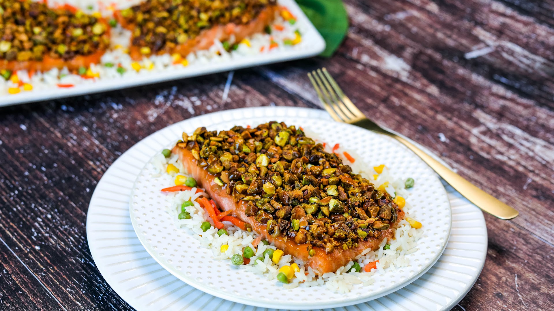 Wow, this is an impressive salmon dinner - roasted pistachio salmon ...