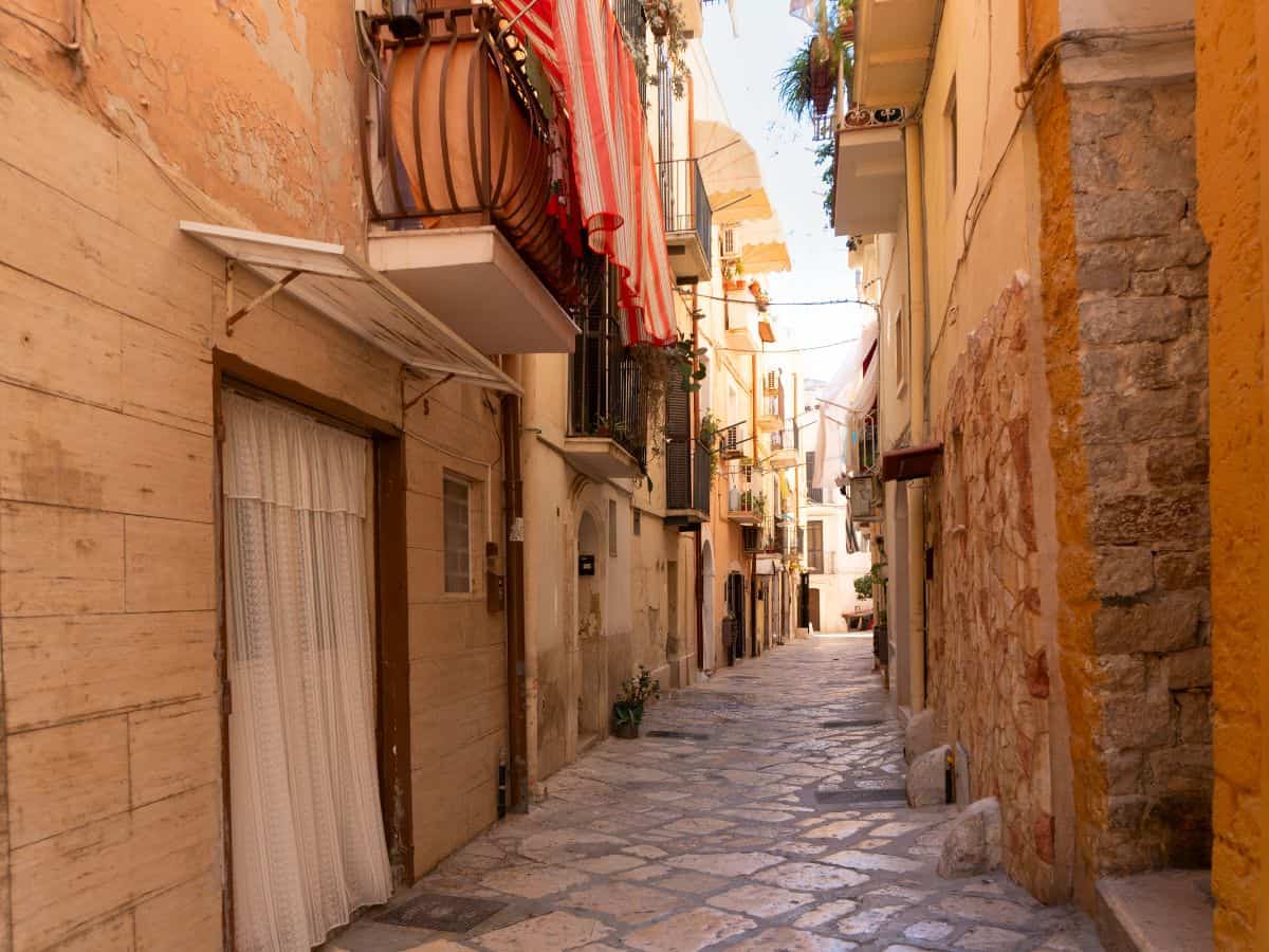 Old Town of Palma, a labyrinth of narrow streets and historic buildings reflecting the rich heritage of Mallorca's capital.
