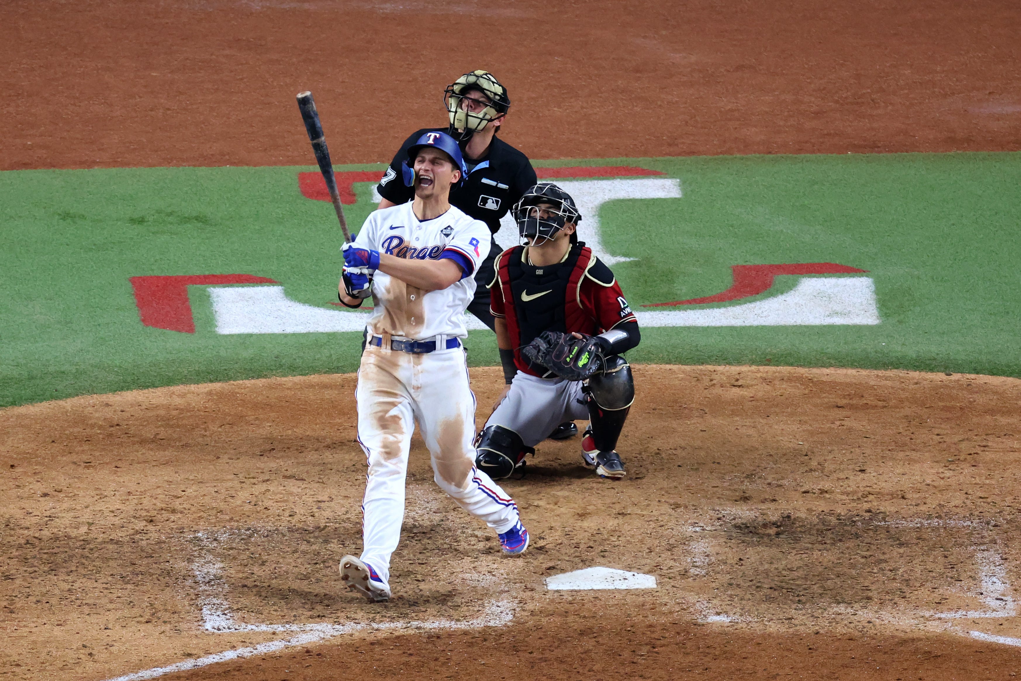 Rangers star Corey Seager shows raw emotion in dramatic World Series ...