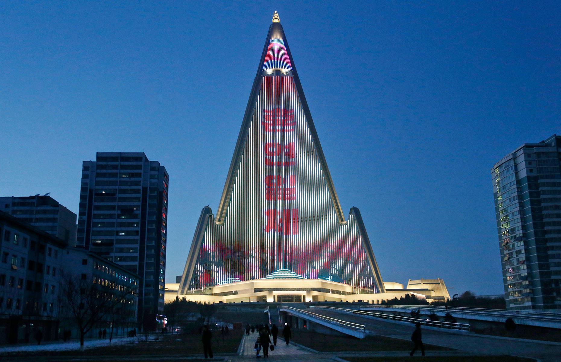 <p>In 2018 the building was brought back to life once again, as a wall of LED lights was added to an entire side of the hotel. These lights have played a role in government propaganda efforts, projecting clips of North Korean history and sprawling political slogans across the hotel's vast, glassy surface, with a huge North Korean flag splashed across the hotel's top.</p>