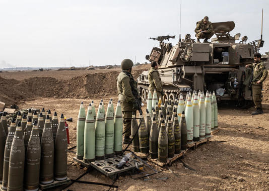 Amnesty International says that this image taken on Oct. 9, 2023, shows Israel Defense Forces (IDF) troops positioning M109 155mm Howitzers near the southern city of Sderot, roughly eight miles from the Gaza border. / Credit: Mostafa Alkharouf/Anadolu Agency via Getty Images