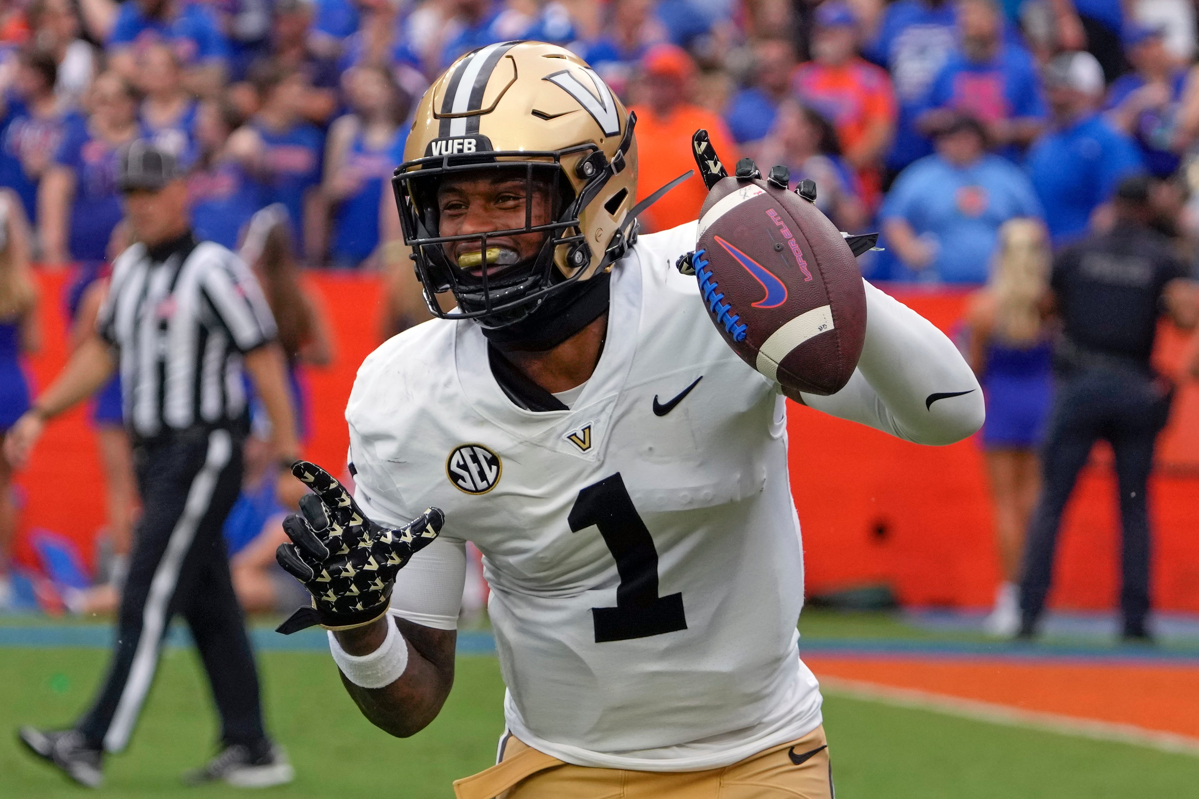 Watch Vanderbilt football scores first touchdown vs. since