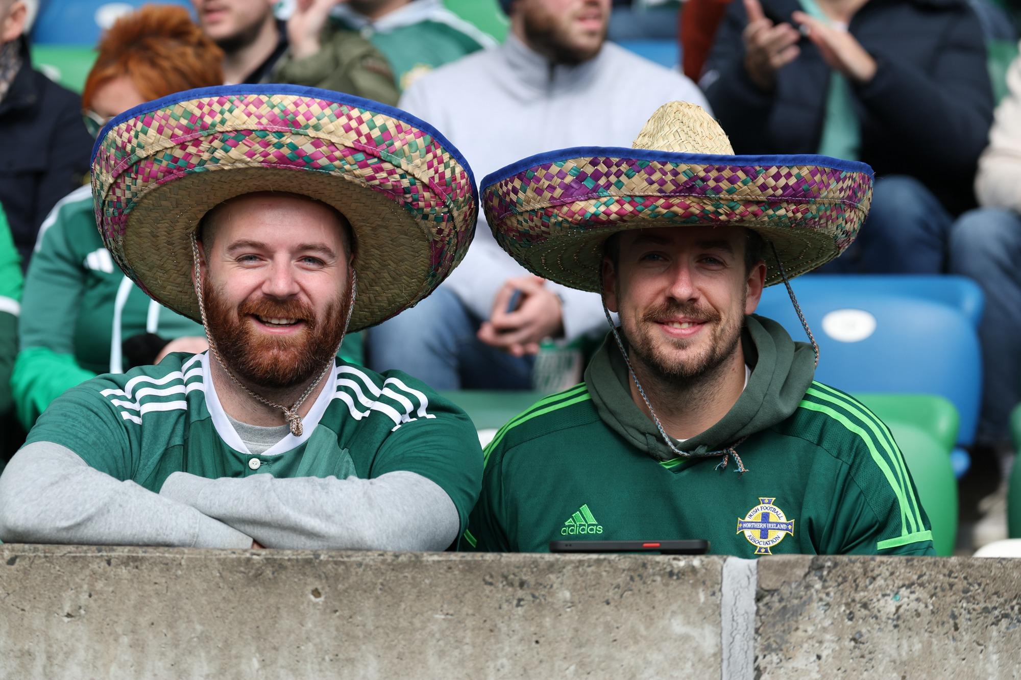 GALLERY All Of The Best Fan Photos As Northern Ireland Supporters   AA1idep0.img