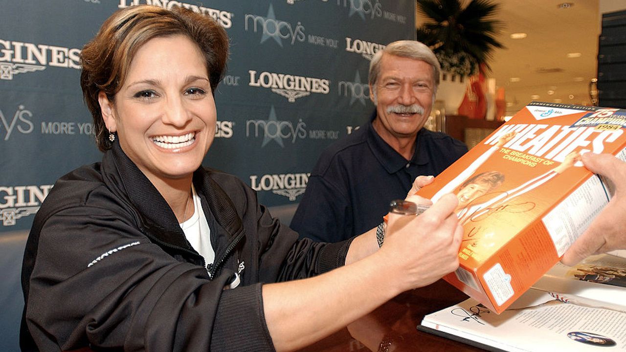 Mary Lou Retton Says She Was Almost Put On Life Support During ...