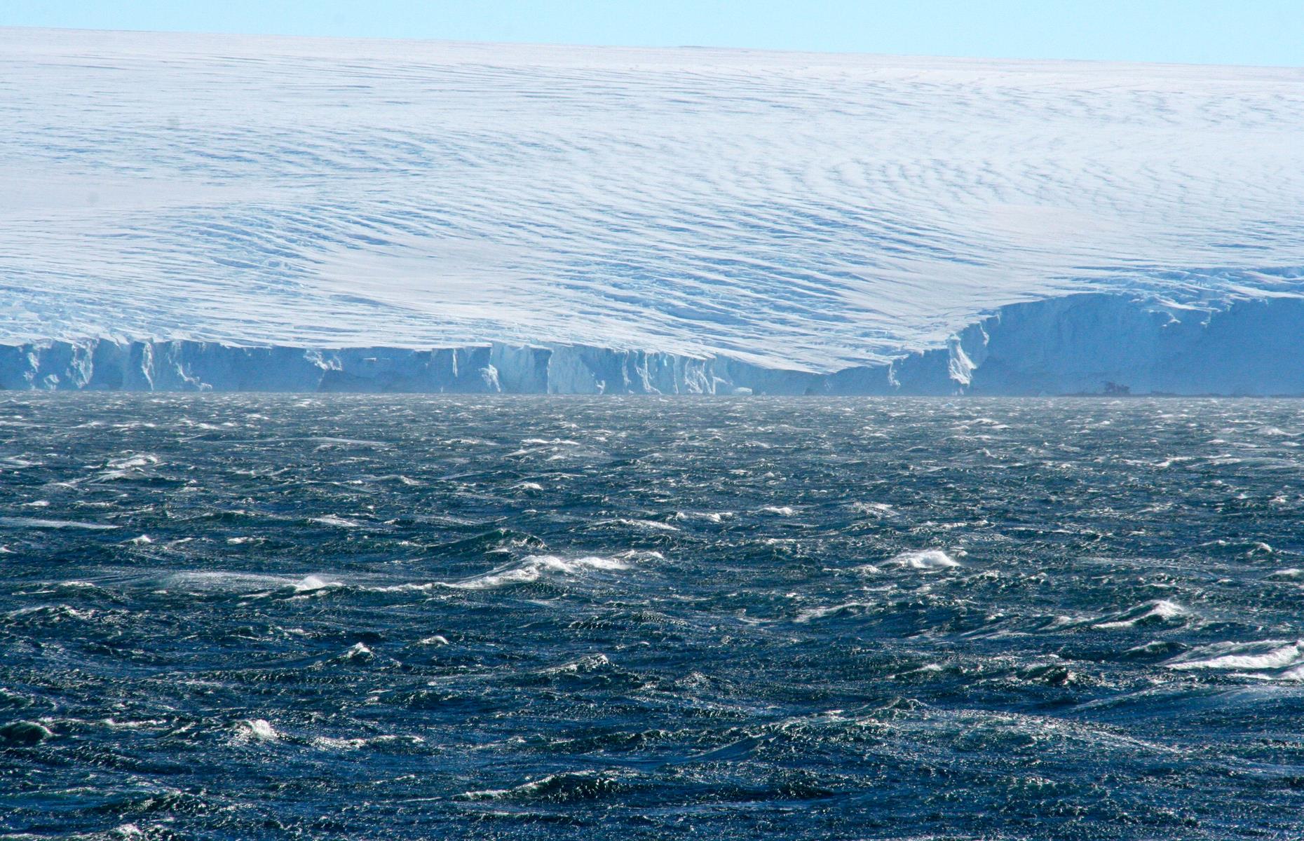 The 11 windiest places on Earth will blow you away