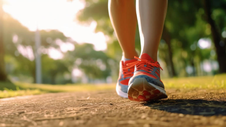 How to walk 10,000 steps a day: 7 ways to achieve your daily fitness ...