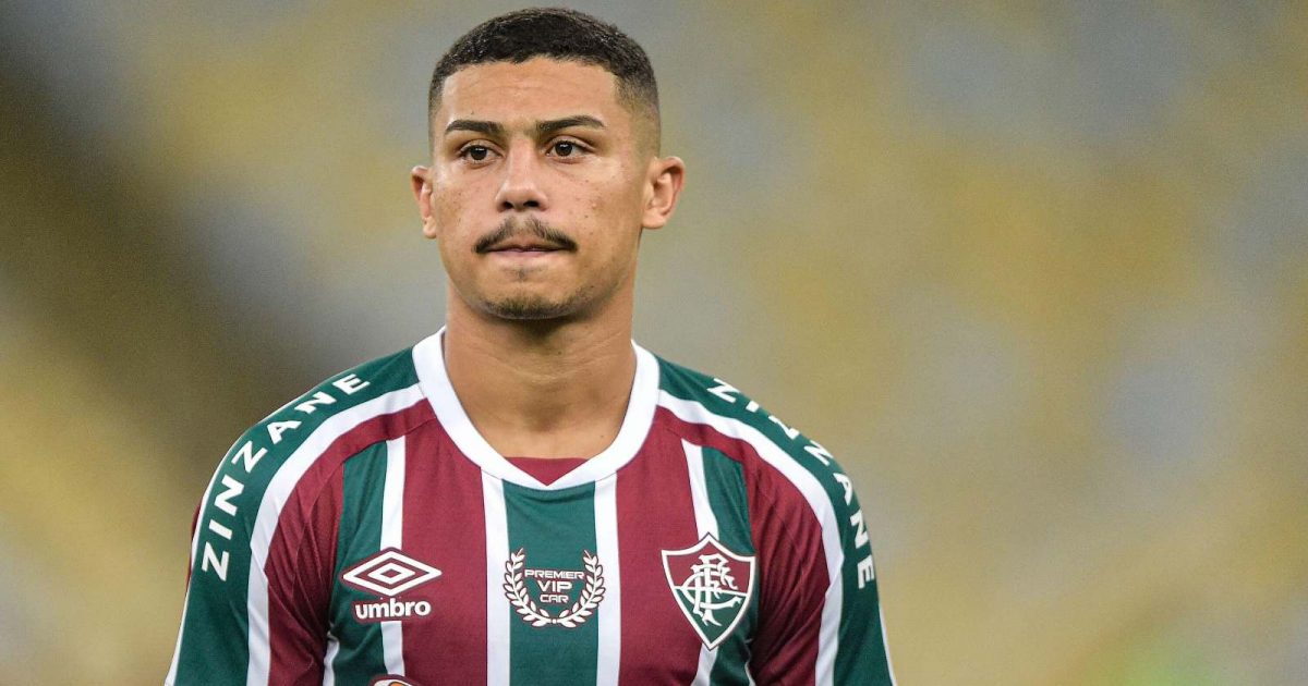 transfer gossip: liverpool, man utd caught cold by prem rival in race for brazil midfielder
