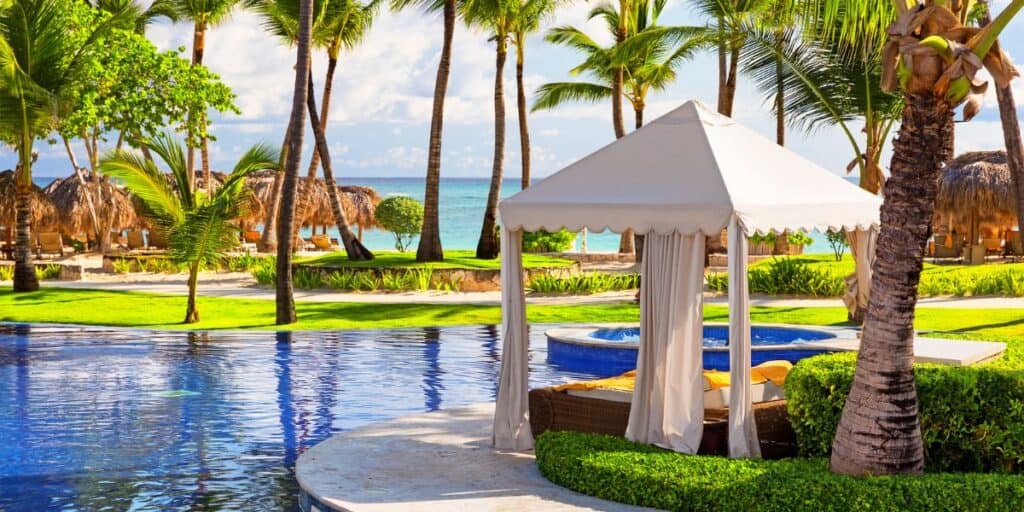 <p>There are several incredible resorts throughout the Dominican Republic, each offering wonderful amenities and excursions. Check out the top resorts below!</p><p><a href="https://prf.hn/l/pmlxeBv" rel="noreferrer noopener nofollow sponsored">Melia Caribe Beach Resort</a> (All Inclusive): This 5-star hotel in Punta Cana is known for its excellent service, delicious food, awesome bar, and impressive fitness center. The hotel sits along Playa Bavaro Beach, a 25-minute drive to the Punta Cana International Airport.</p><p><a href="https://prf.hn/l/20NR4M9" rel="noreferrer noopener nofollow sponsored">Casa de Campo Resort and Villas</a>: This resort is another 5-star hotel known for its incredible property, beach, golf course, and tasty restaurants. This resort sits on a private beach and is a 50-minute drive to the Punta Cana International Airport.</p><p><a href="https://prf.hn/l/OV920qy">Hard Rock Hotel & Casino </a><a href="https://prf.hn/l/OV920qy" rel="noreferrer noopener nofollow sponsored">Punta </a><a href="https://prf.hn/l/OV920qy">Cana</a> (All Inclusive): Another 5-star hotel in the Dominican Republic is the Hard Rock Hotel, known for its impressive casino, incredible resort atmosphere, family-friendly amenities, and nightlife. This resort sits on the Punta Cana beaches and is a 30-minute from the Punta Cana International Airport. </p>