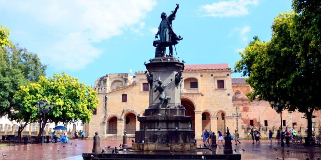 <p>There are several different historical sites throughout the Dominican Republic. Some of the most amazing spots are in the country's capital, Santo Domingo. </p><p>Be sure to check out Columbus Park, the square in the heart of the Ciudad Colonial Historic District. One of the main attractions within this park is the Christopher Columbus statue. </p><p>Another popular attraction to visit is the Alcázar de Colón, which used to be the house that Christopher Columbus’s son used to live in. </p>