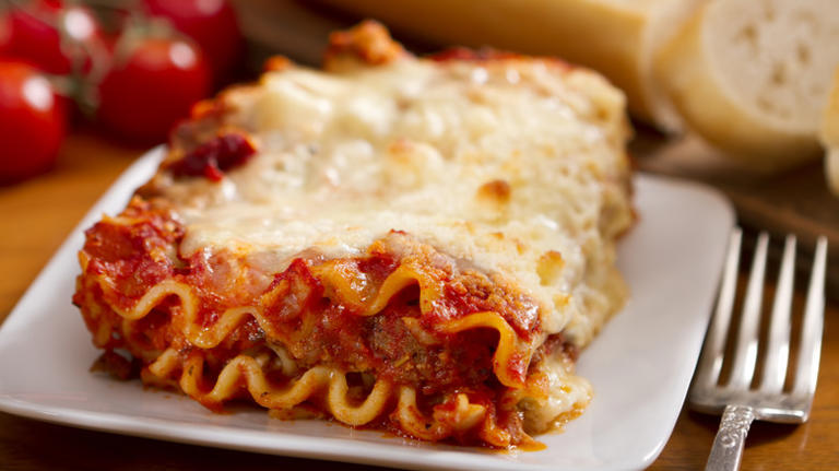 Add Provolone Cheese To Your Lasagna For Enhanced Richness