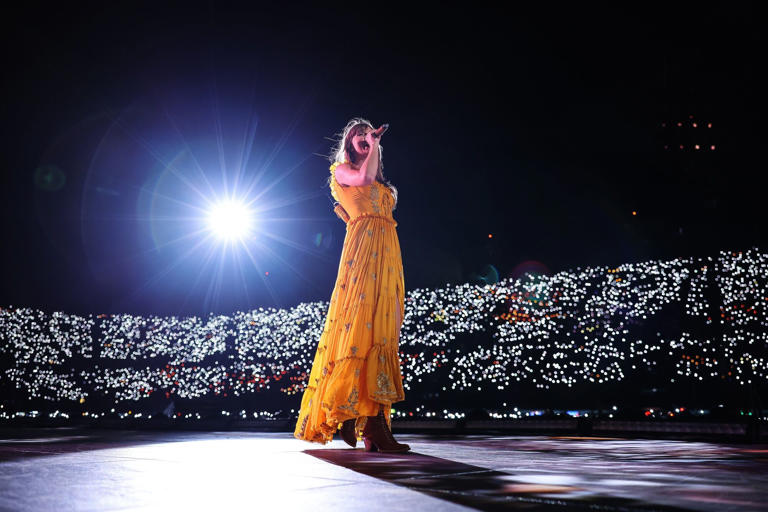 Taylor Swift | The Eras Tour - Mexico City, Mexico