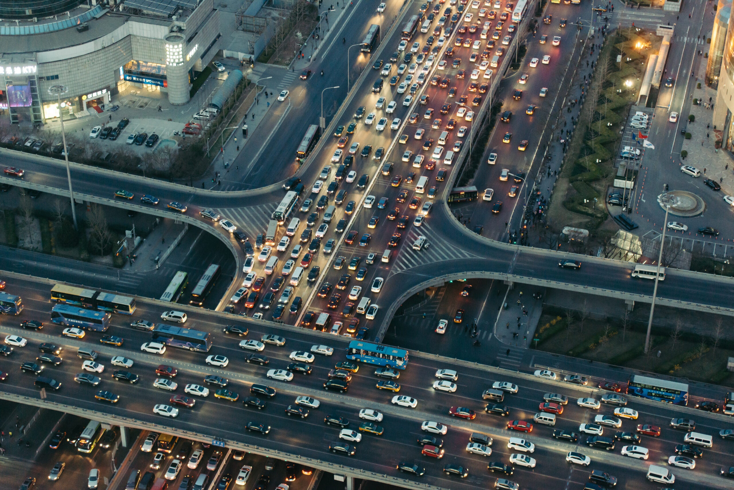 Изменения городов. Дорожный поток. Traffic. Мощный трафик. Трафик американских ИНТЕРСТЕЙТОВ.