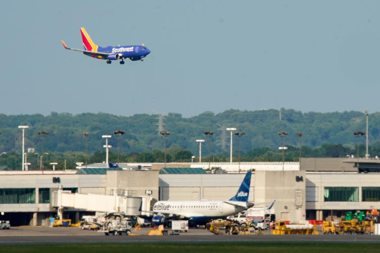 Your guide to flying into and out of Knoxville at McGhee Tyson Airport ...