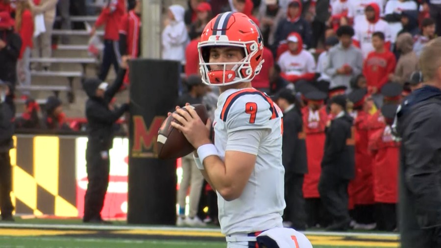 Illinois Quarterback Luke Altmyer Gaining More Confidence With Every ...