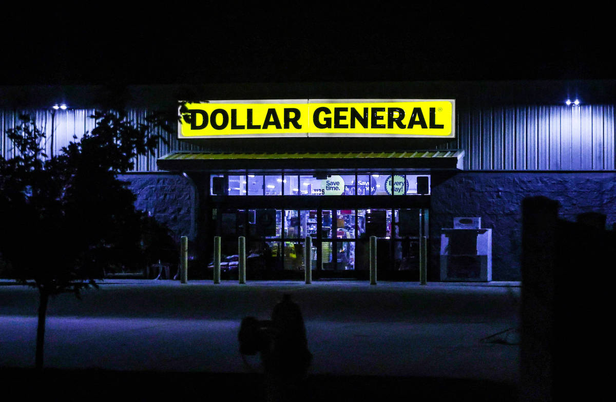 Is Dollar General Open On New Year S Day 2024   AA1irHuq.img