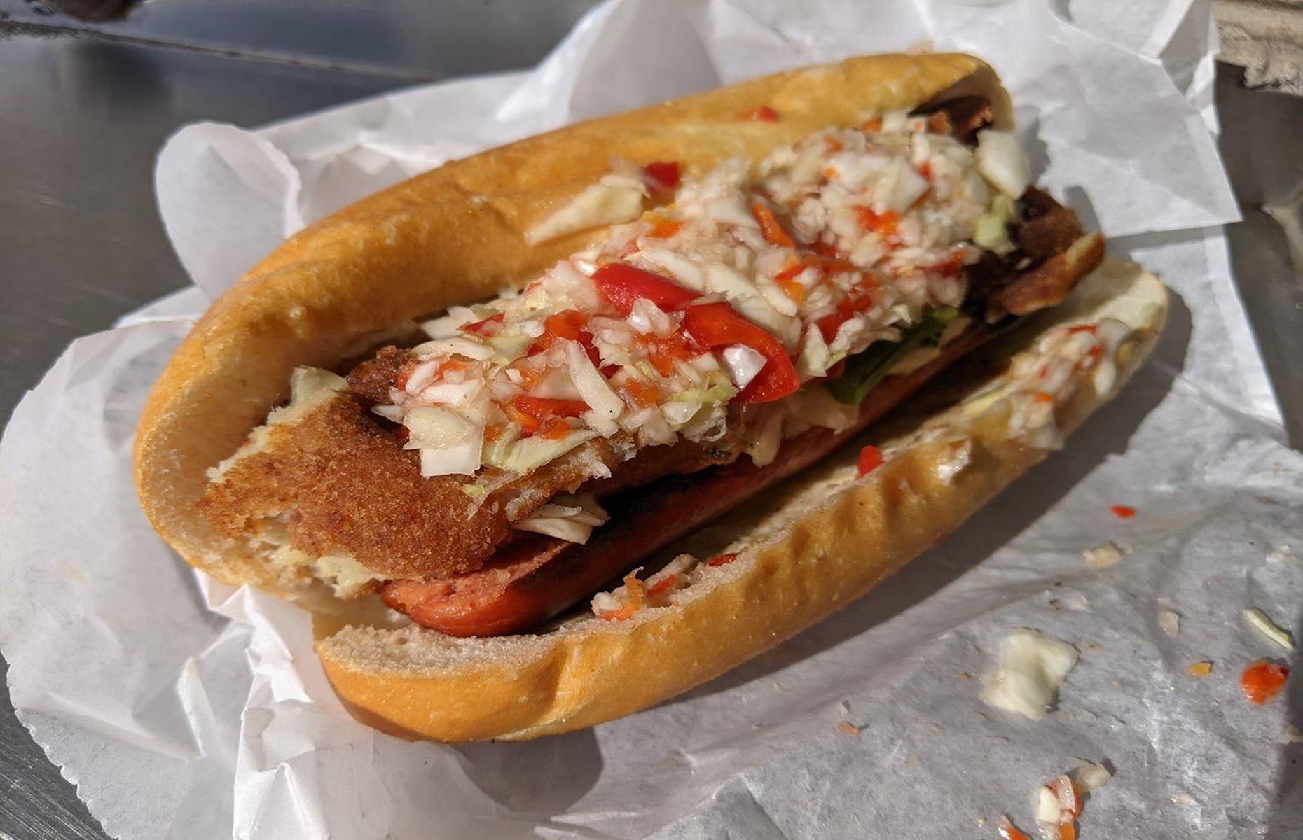 14 Hot Dogs Styles That Are Unique To The US