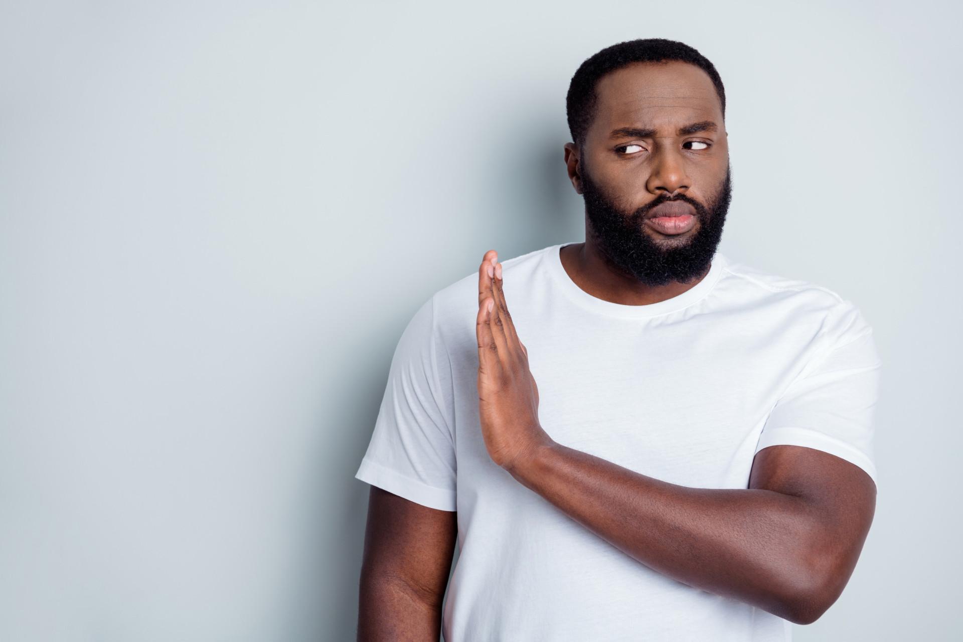 Негр в колледже. African guy saying viktor full. Community guy. Сообщество гиф. Книга человек.