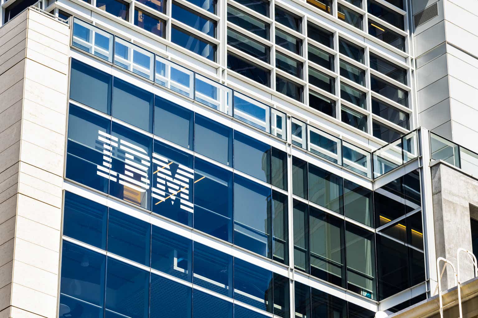 IBM, Amazon Web Services team up to bring generative AI solutions to clients