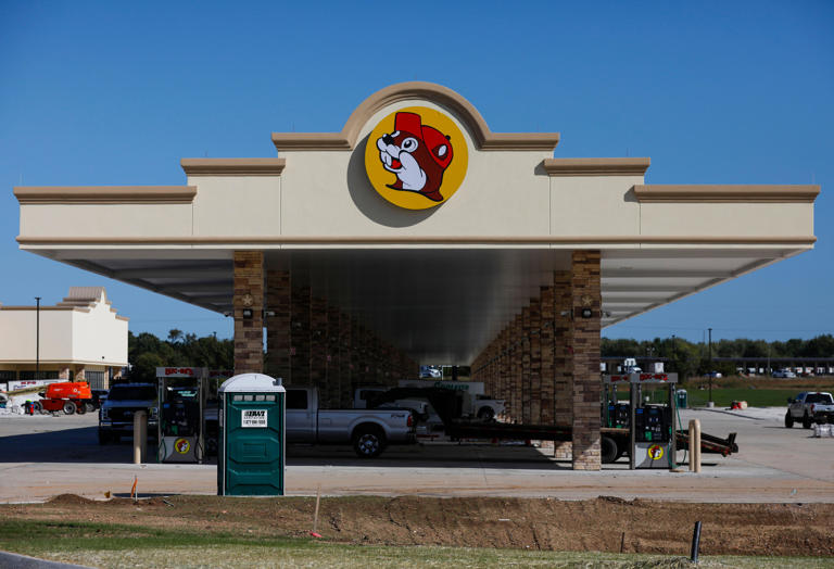 The 120 gas pumps at the Springfield Buc-ee's have been installed as the travel center on the northeast outskirts of Springfield along Interstate 44 is nearing completion.