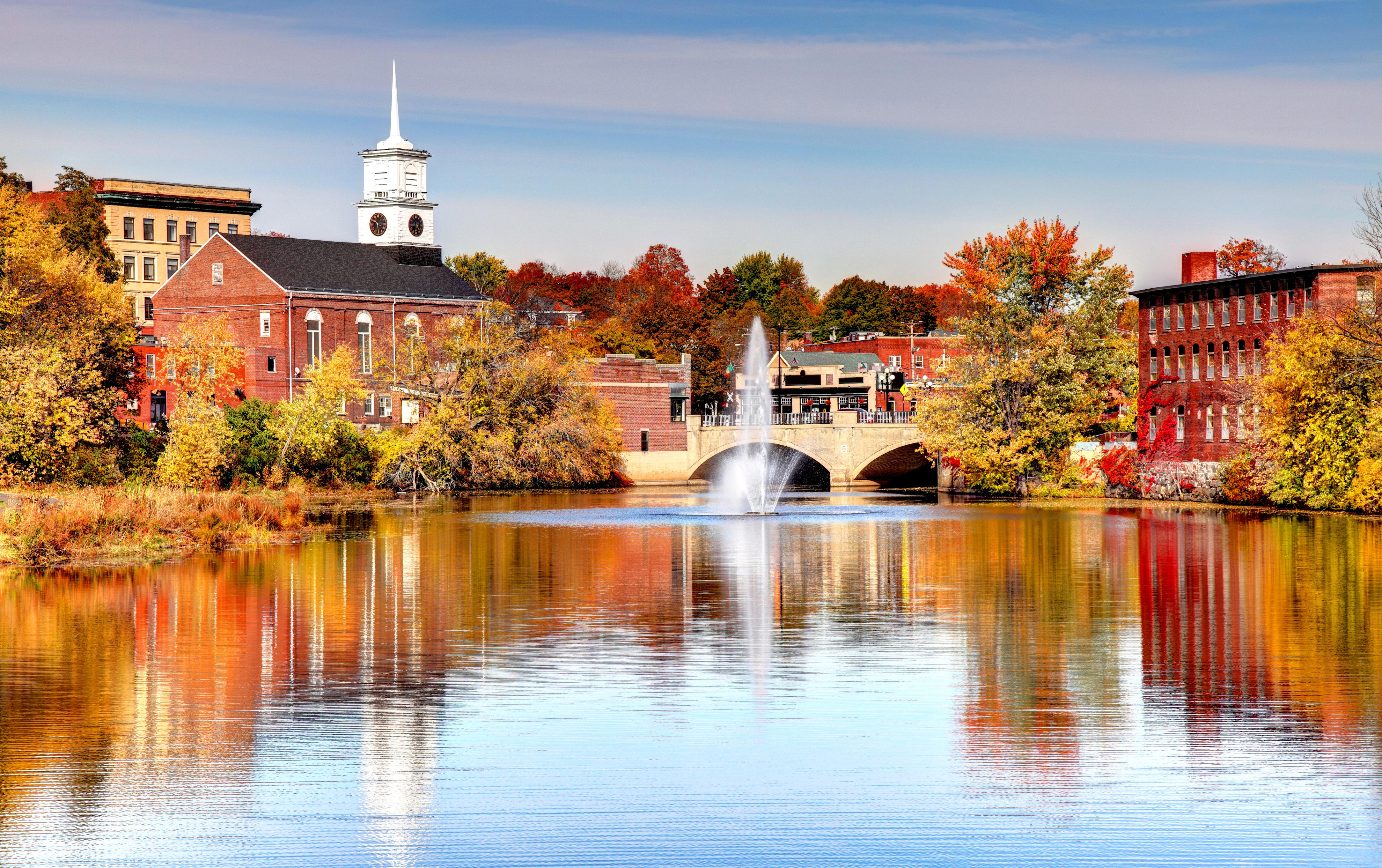 New england city. Нью-Гэмпшир штат США. Штат Нью Гэмпшир природа. Аврора штат Нью Гэмпшир. Город Аврора Нью-Гэмпшир.