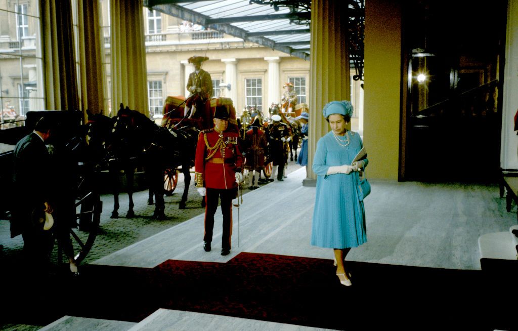 <p>The couple had their reception at Charles' home, which just so happens to be, ya know, Buckingham Palace. The Queen was one of the first to arrive.</p>