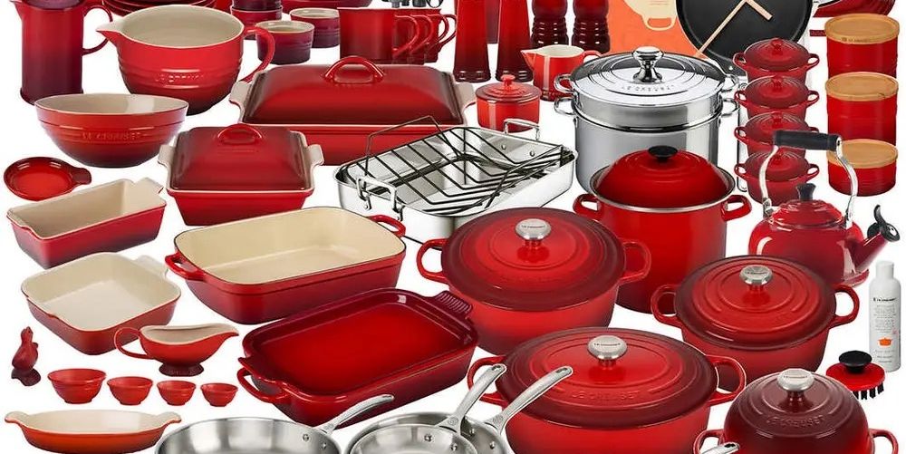 Costco Is Selling A 157-Piece Le Creuset Set, And It's Kind Of An ...