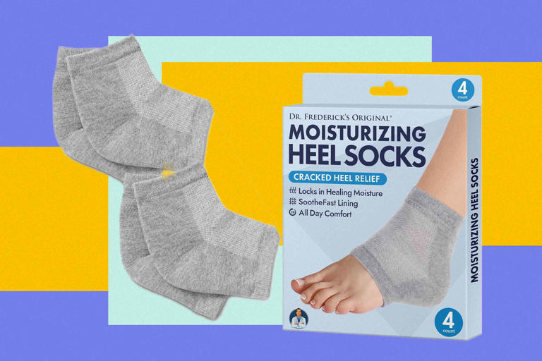 Shoppers Say These $14 Moisturizing Socks Heal ‘Dry and Crusty' Feet in ...