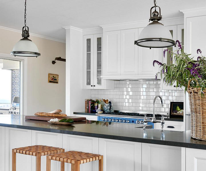 Hamptons-style kitchens: 15 modern ideas to inspire