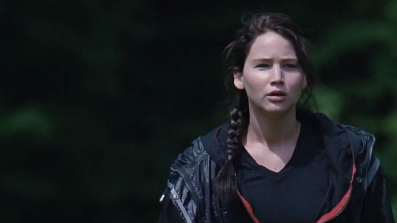 <p><span> Suzanne Collins painted a world of stark contrasts, from the Capitol’s luxury to the districts’ grim reality. The film adaptation brought this dichotomy to life, with Jennifer Lawrence’s Katniss leading the charge. Every arrow shot, and every act of defiance made us root for the girl on fire even more.</span></p>