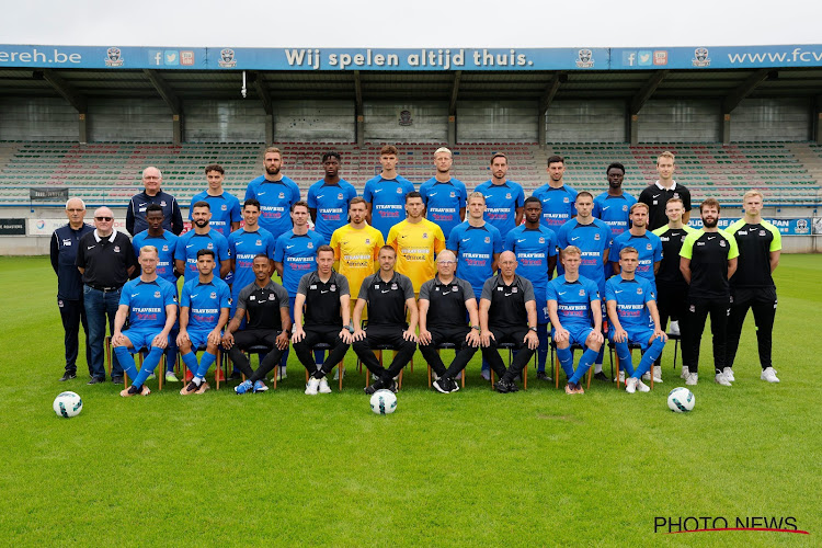 Champagne Voor Het Dender Van Timmy Simons En KV Oostende, Zulte ...