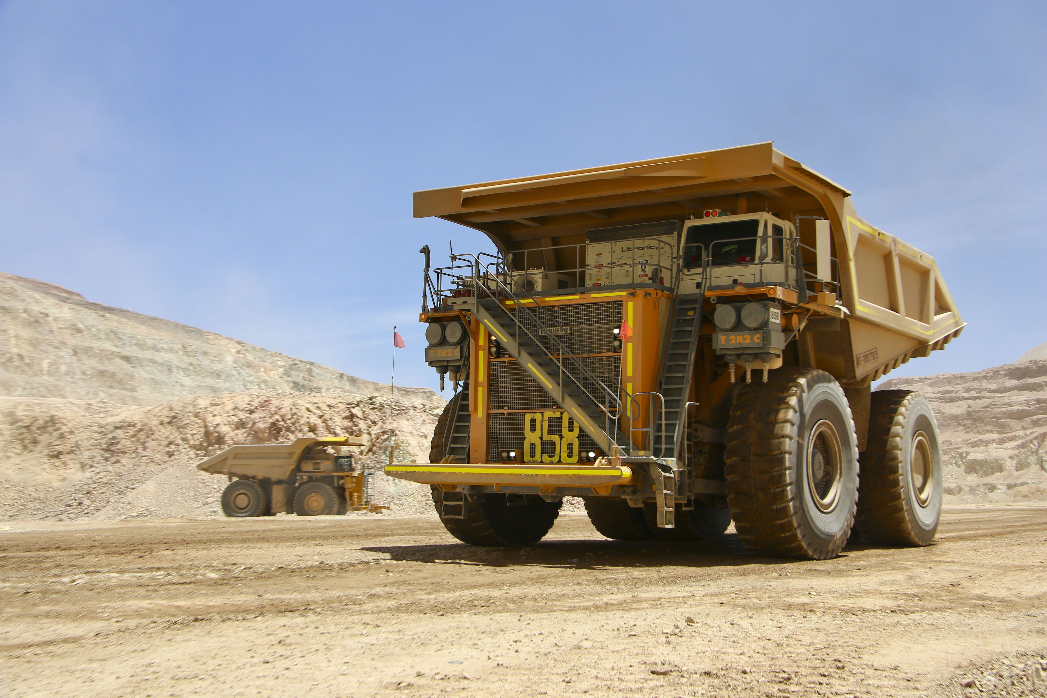 producción de cobre de principales mineras que operan en chile cerró dispar en diciembre