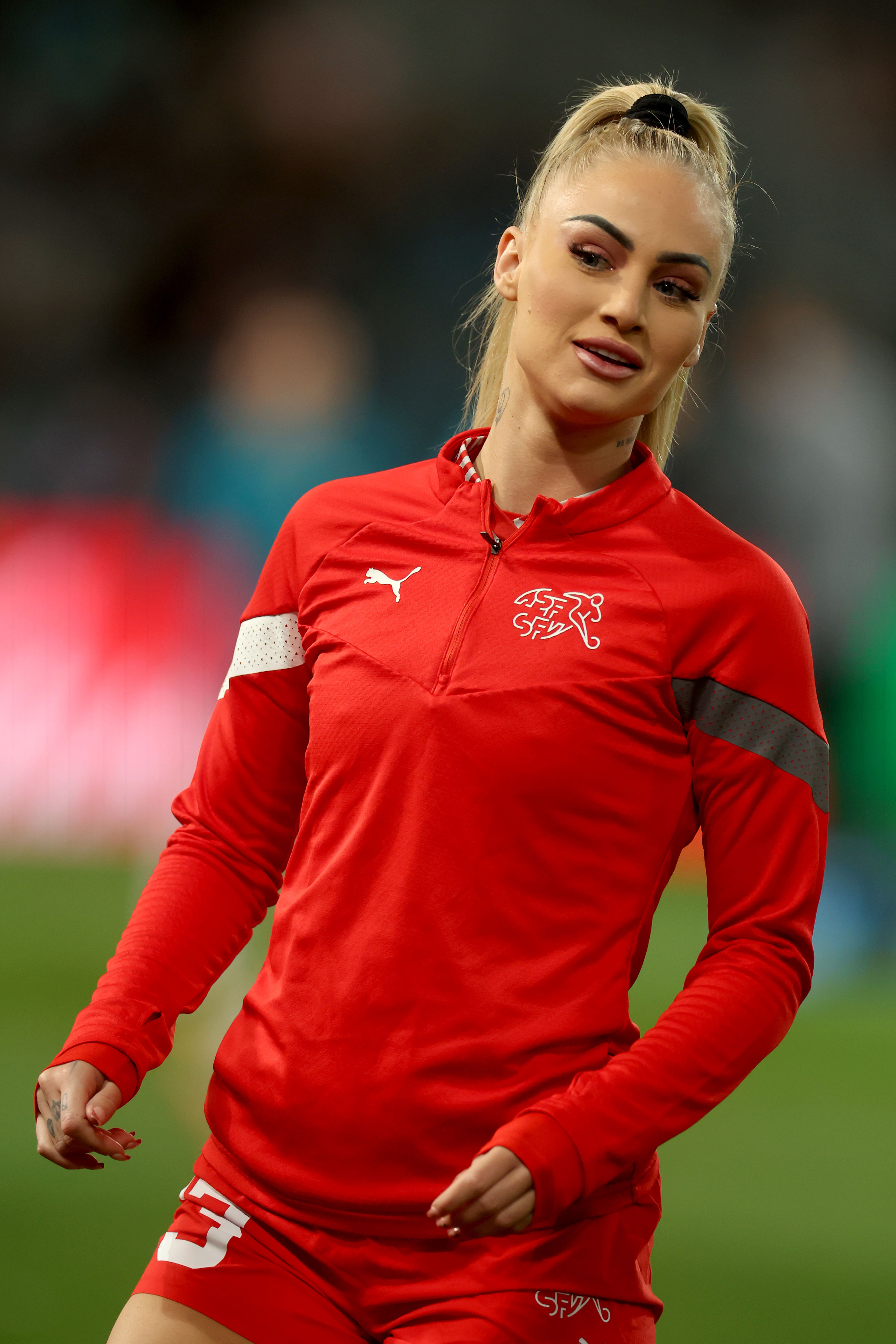 Footballer Alisha Lehmann'S Dazzling Sauna Look - 23x6p0t