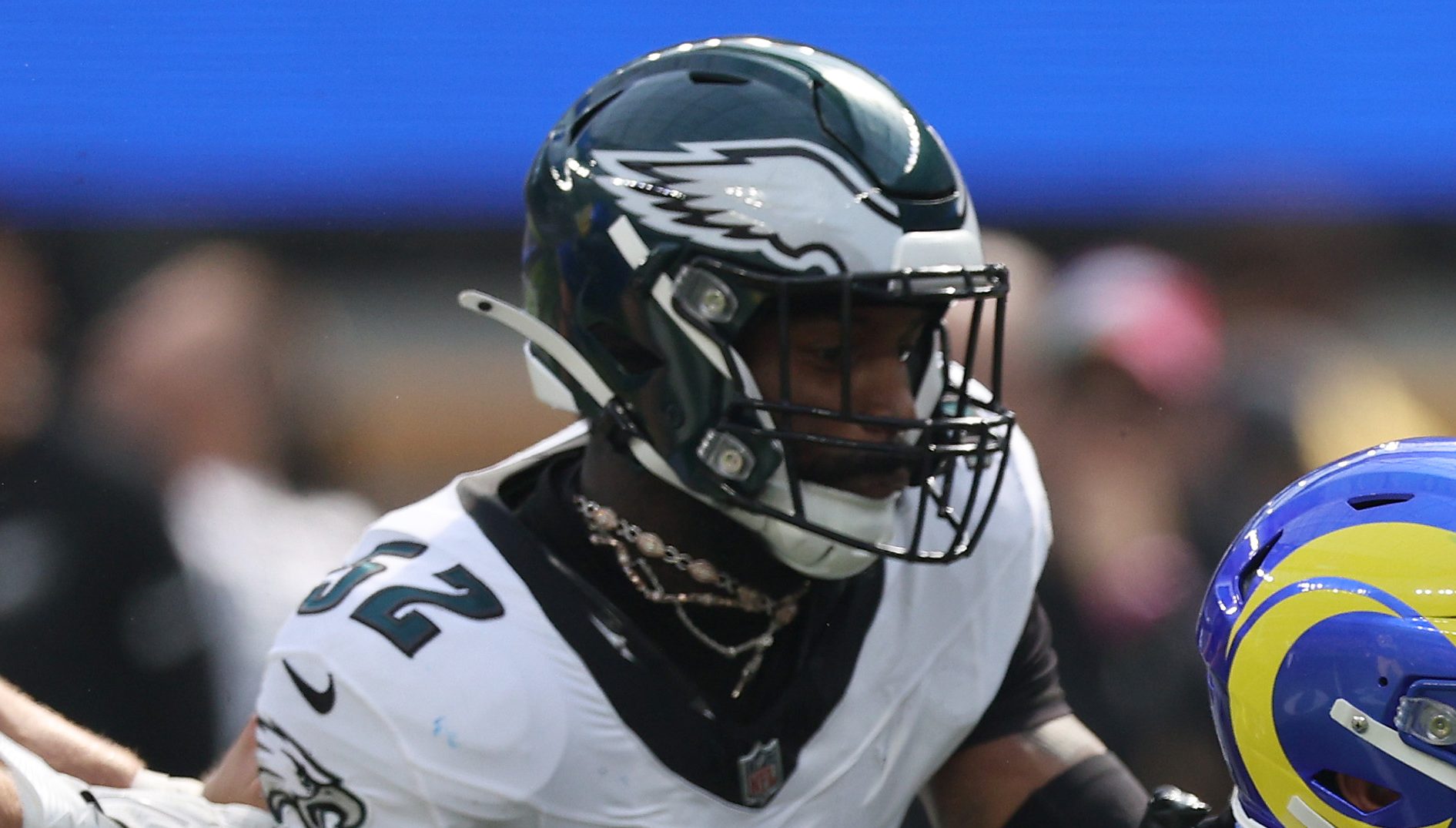 Eagles Strike Trade With Falcons as Deadline Looms