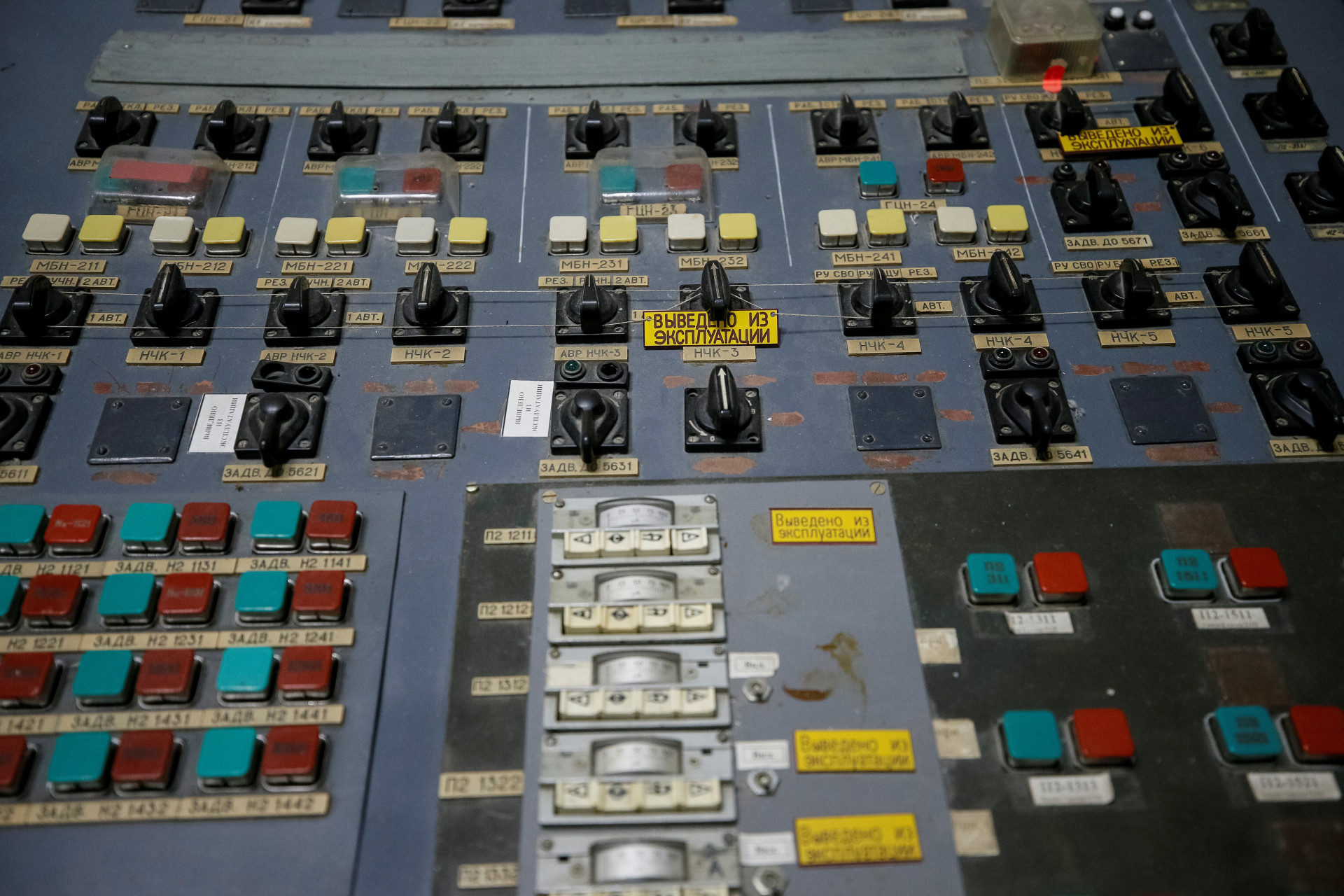 More Than Just Wheels: Unpacking How Iconic Cars Become a Stark Symbol ...