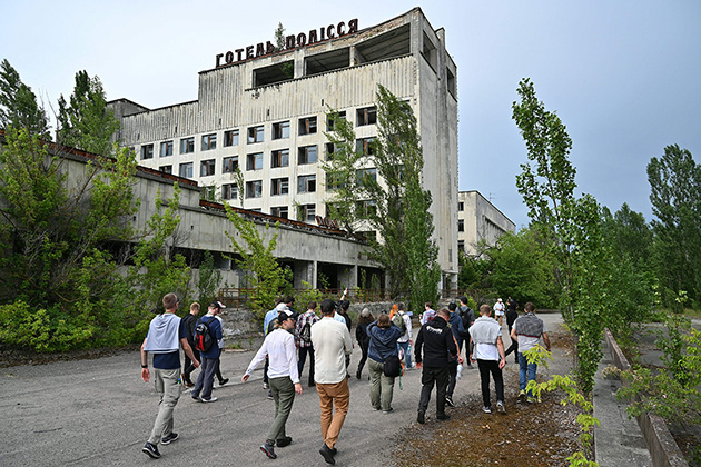 <p>Although Chernobyl tours are generally safe, visitors are encouraged to wear plenty of clothing (no shorts or open-toed shoes) and avoid sitting or touching anything. </p>