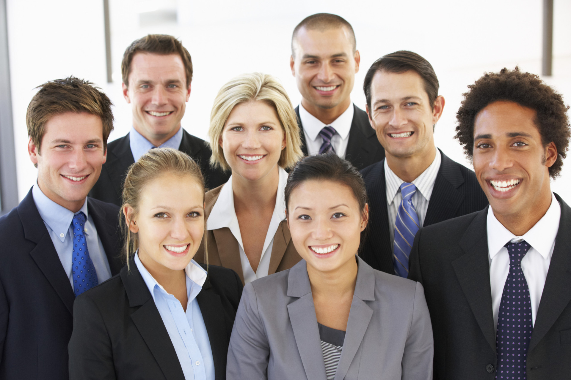 Suit up! Science proves that wearing a suit makes you perform better