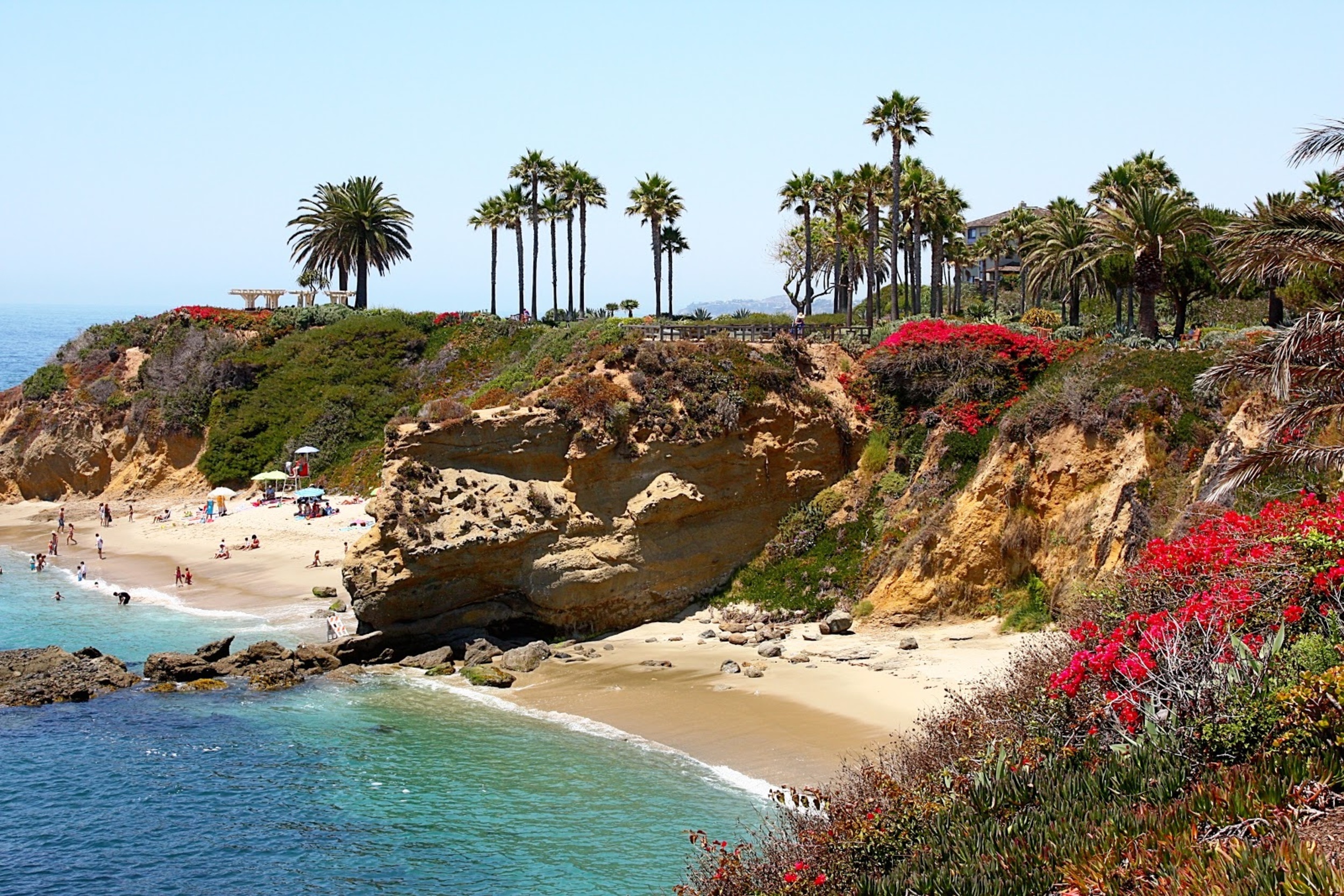 <p>From street level, it's easy to walk right past Treasure Island Beach. Most people walk south to Aliso Beach, but stay north to enjoy one of the most scenic spots in SoCal. </p><p>You may also like: <a href='https://www.yardbarker.com/lifestyle/articles/out_cold_20_foods_you_shouldnt_refrigerate_110823/s1__34562840'>Out cold: 20 foods you shouldn't refrigerate</a></p>