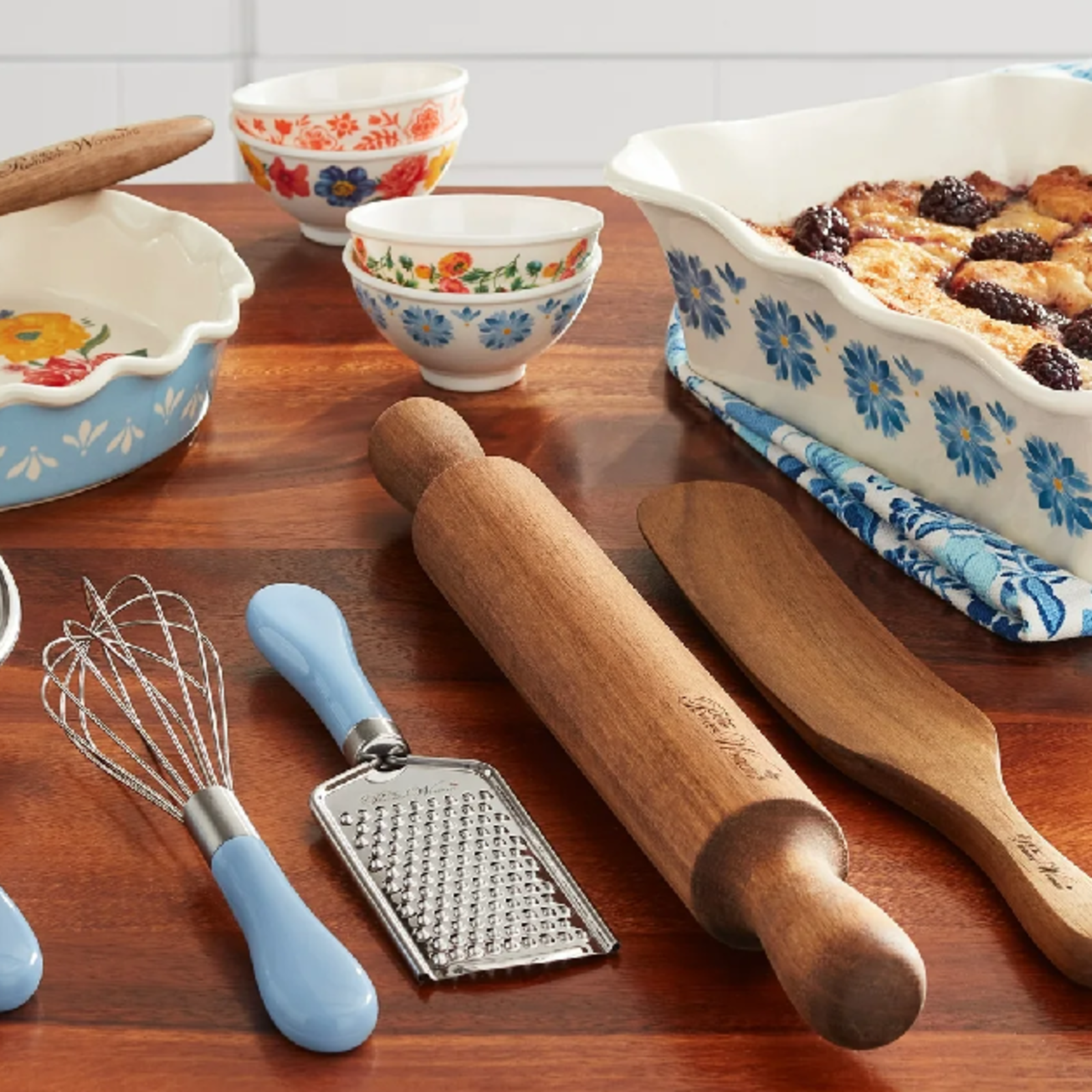 Walmart is practically giving away a Pioneer Woman baking set during its  early Black Friday sale