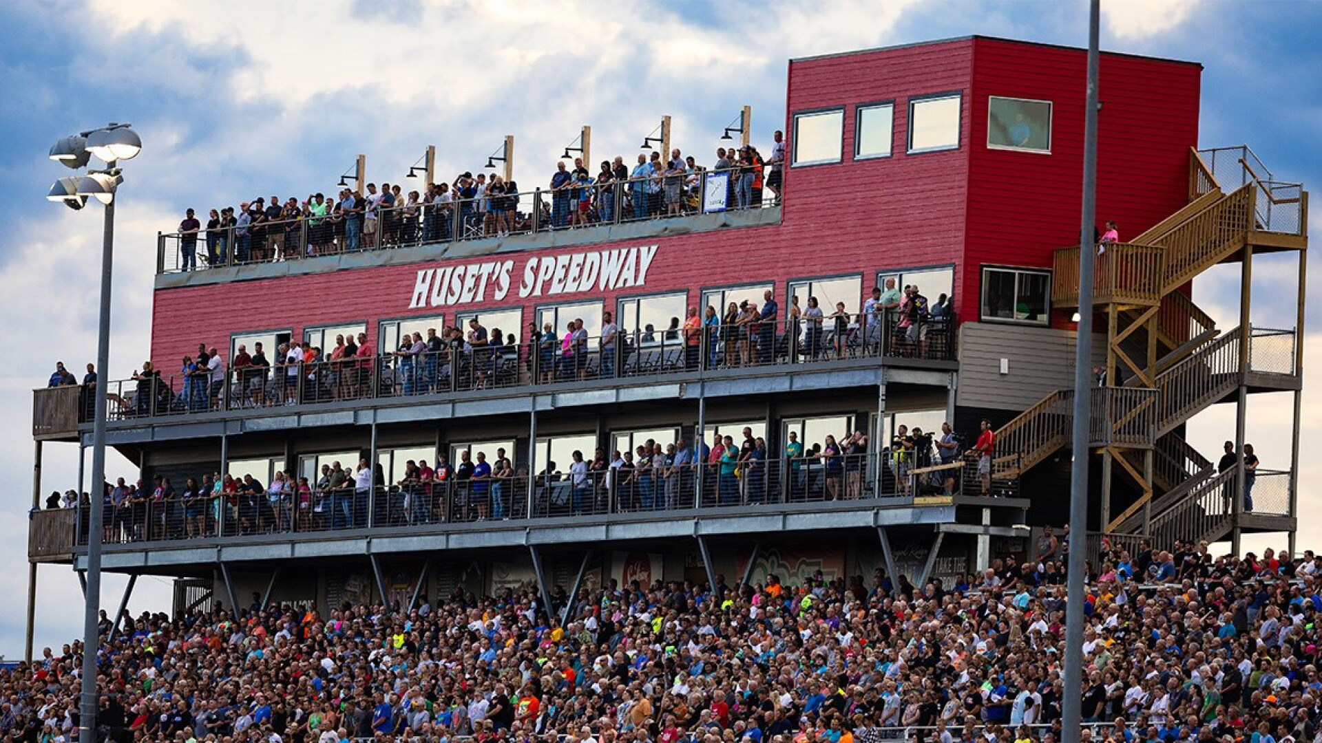 World of Outlaws adds 100,000towin Huset’s High Bank Hustle to 2024