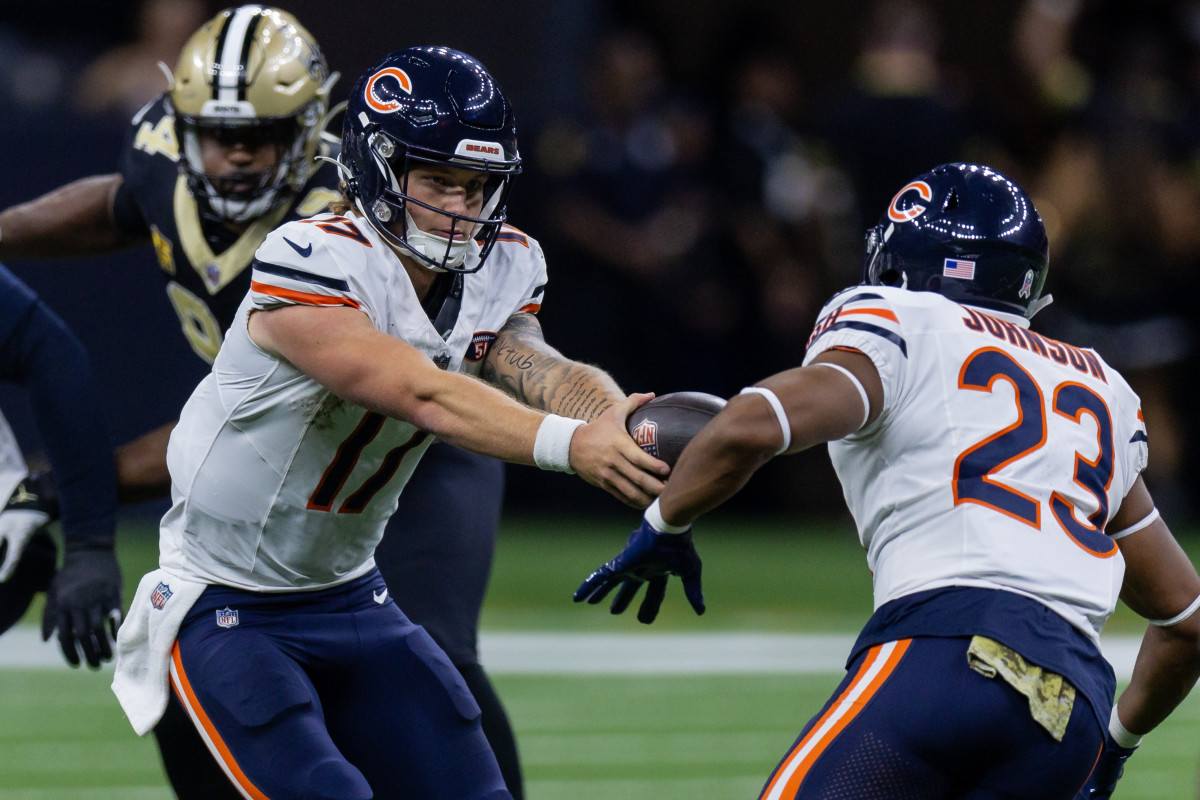 Bears Need To Change Approach With Tyson Bagent Vs Panthers