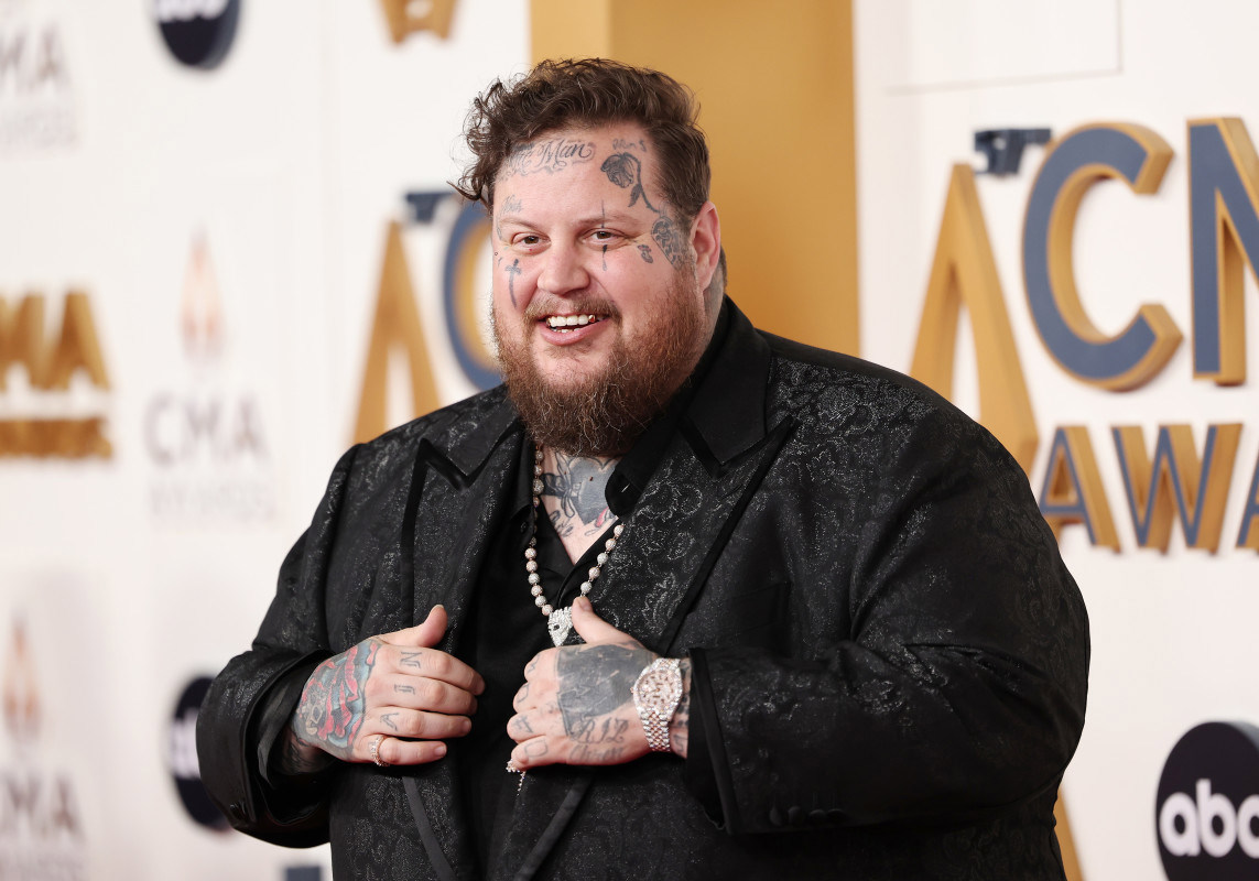Jelly Roll Moves Viewers to Tears With Inspiring Acceptance Speech