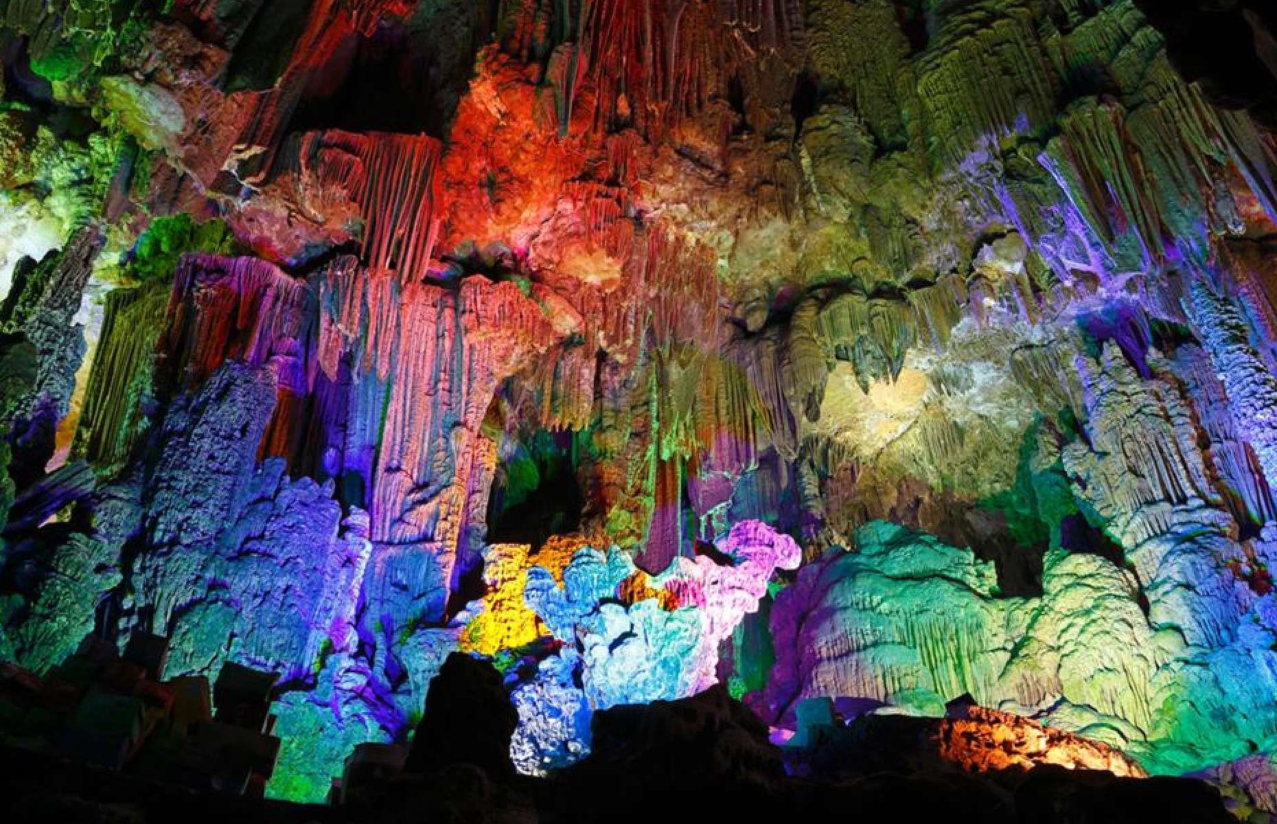 <p>Some of the most amazing spectacles in this world are hidden deep underground, beneath rocks, sea and even ice. Here are 29 of the world's most incredible caves and caverns you can visit.</p>
