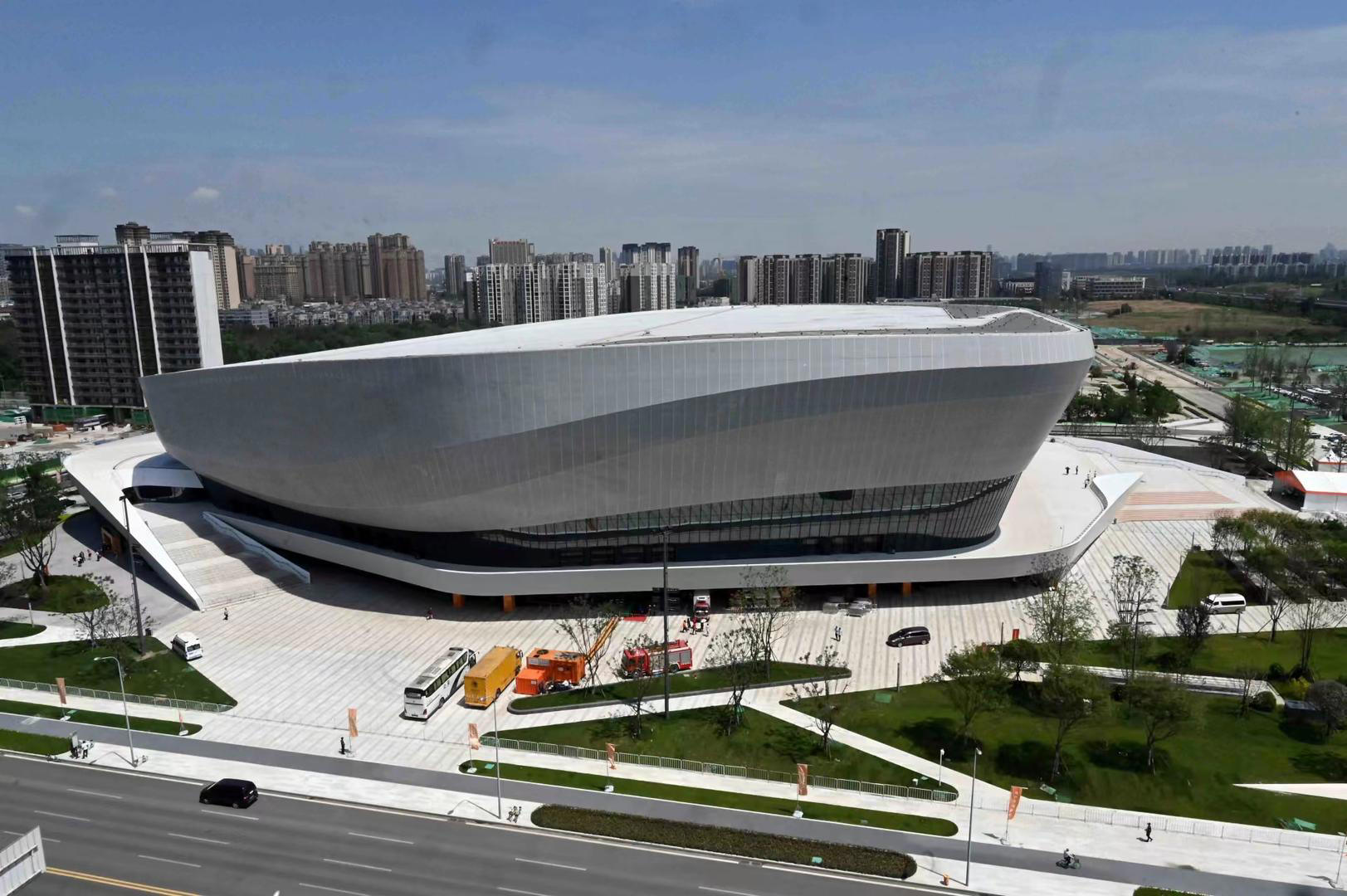 王毅调研高新体育中心并召开2024年汤尤杯筹备工作专题会